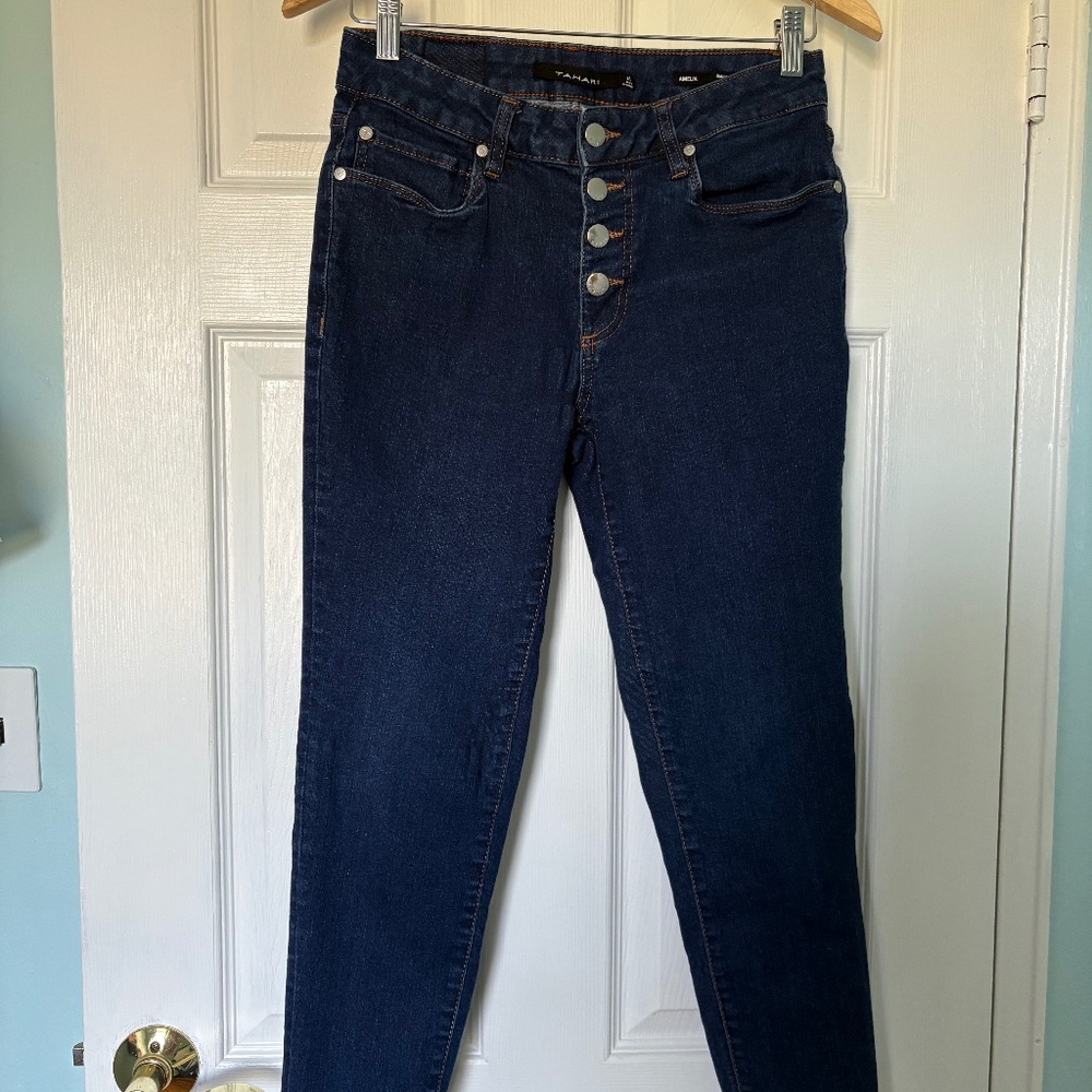 Tahari buttonfly skinny jeans